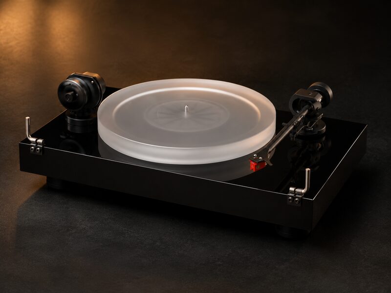 Pro-Ject X2 B turntable